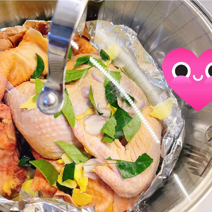 Đậy nắp và đun với lửa lớn